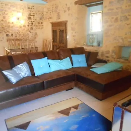 Avec Jacuzzi Privatif Dans Un Mas Provençal *